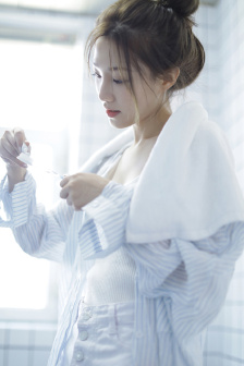 日本水蜜桃身体乳图片